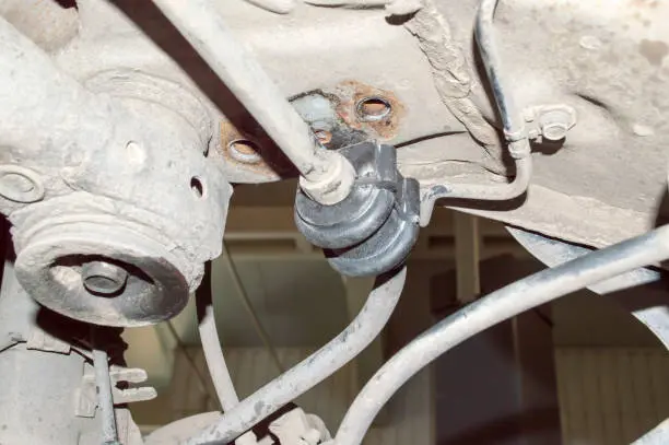 Sway Bar втулкасының белгілері және диагностикасы 2025 – Кішкентай шулардың үлкен мәселелерге айналуына жол бермеңіз