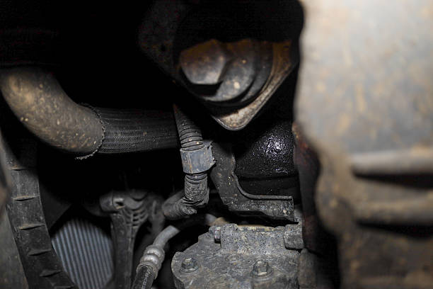 Нашар беріліс қорабының белгілері және ауыстыру құны: автокөлік иелеріне арналған толық нұсқаулық