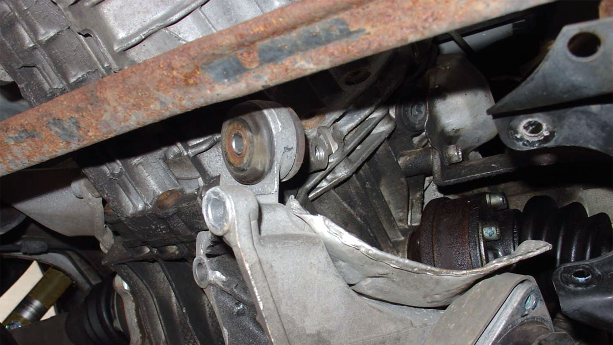 6 Беріліс қорабының істен шығуының белгілері (және ауыстыру құны)